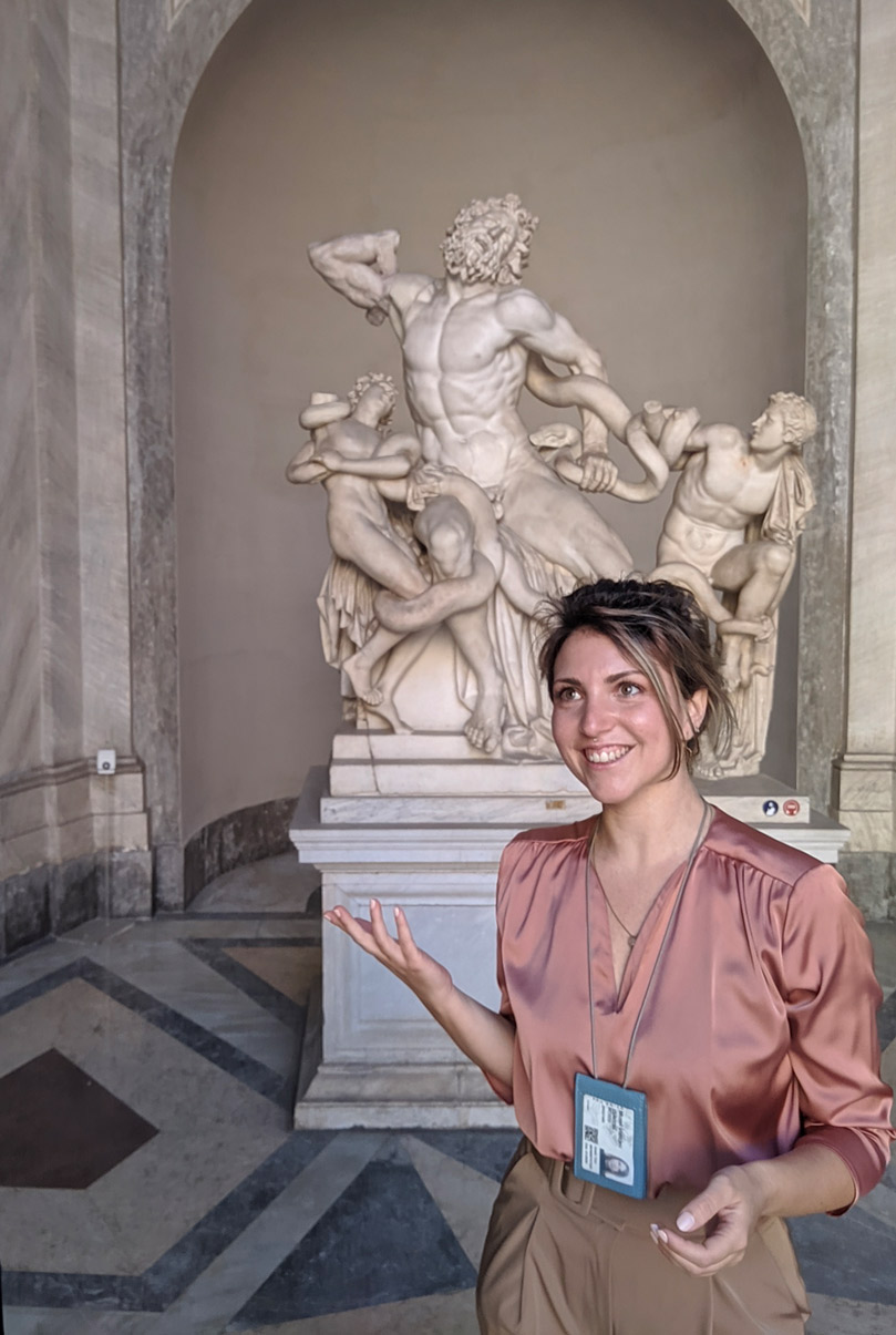 Vatican tour in Rome with Claudia keep exploring