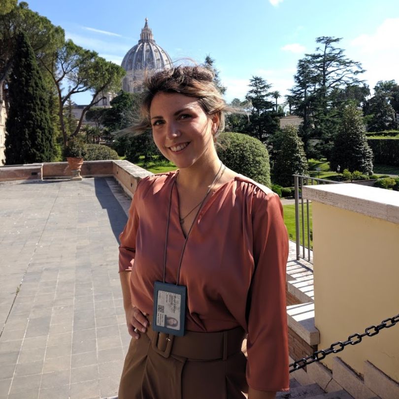 Claudia Keep Explorings Tour Guide